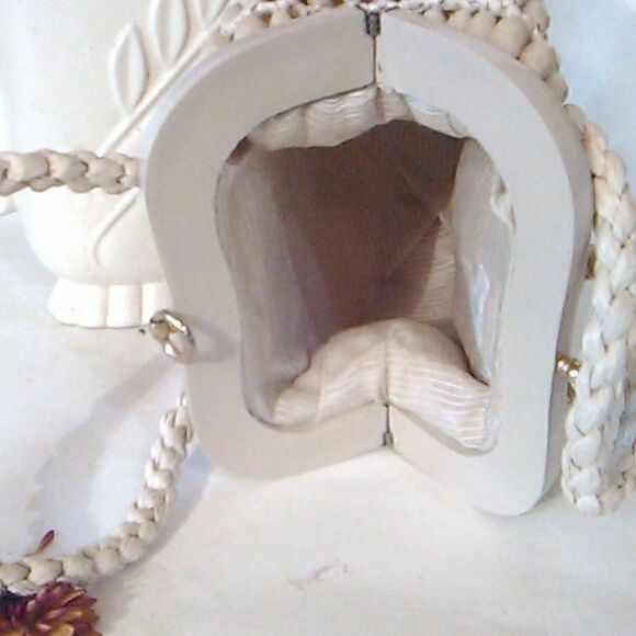 Vintage Italian Beaded Crocheted Bag - Picture 5 of 9